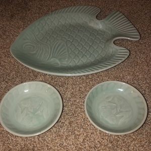 Vintage WCL Pottery Celadon Green Decorative Fish Plate, 10"x 73/4" & 2 saucers